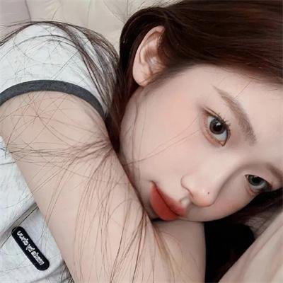 睡神学霸他失忆后成了白月光